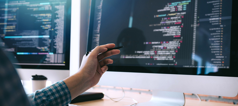 위앤아이티 인재상: 기술과 성장